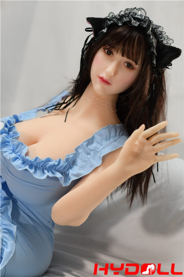 big breast sexpuppen