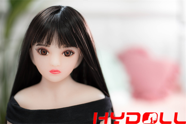 D15030 14 - tpe doll