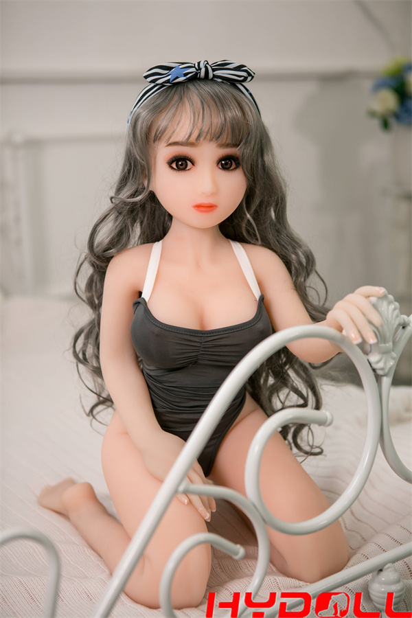 D15037 09 - Real love doll