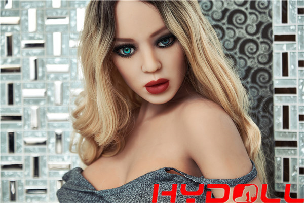 sex puppe frau