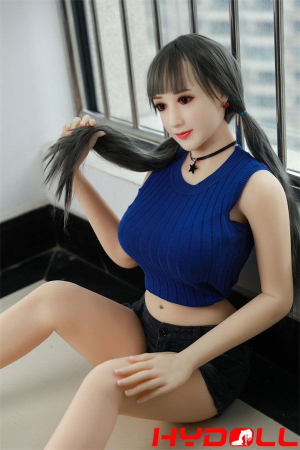 TPE Lovedoll