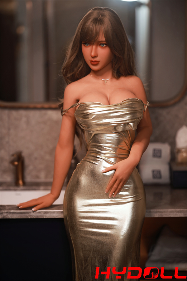  kleine Sexpuppe