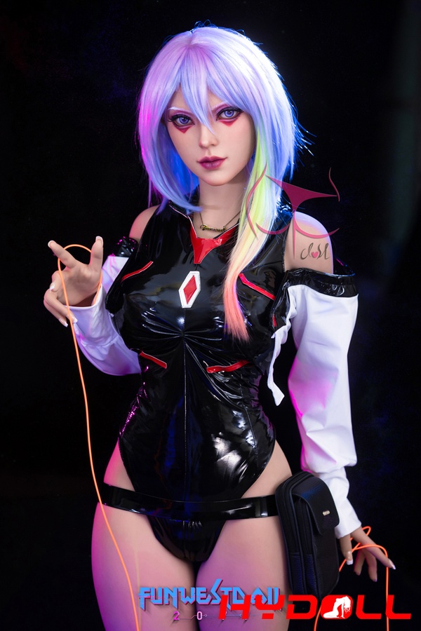 D47058 2 - sex robot